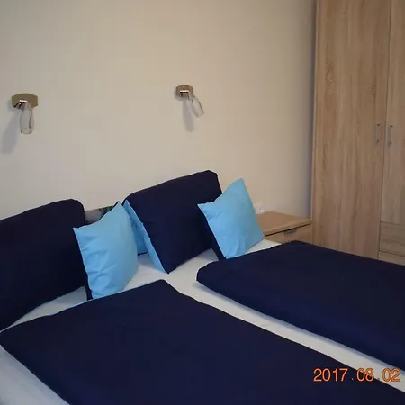 Levendula Apartman *