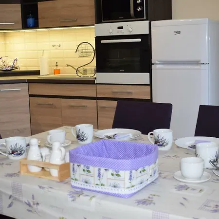 Διαμέρισμα Levendula Apartman *